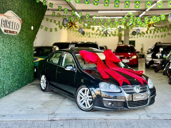 VOLKSWAGEN JETTA 2.5 I 20V 170CV GASOLINA 4P TIPTRONIC VOLKSWAGEN JETTA 2.5 I 20V 170CV GASOLINA 4P TIPTRONIC
